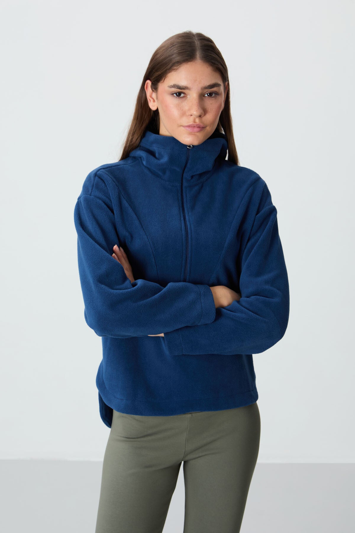 Image of Parlament Kalın Yumuşak Dokulu Kapüşonlu Oversize Nakışlı Polar Kadın Sweatshirt -97286