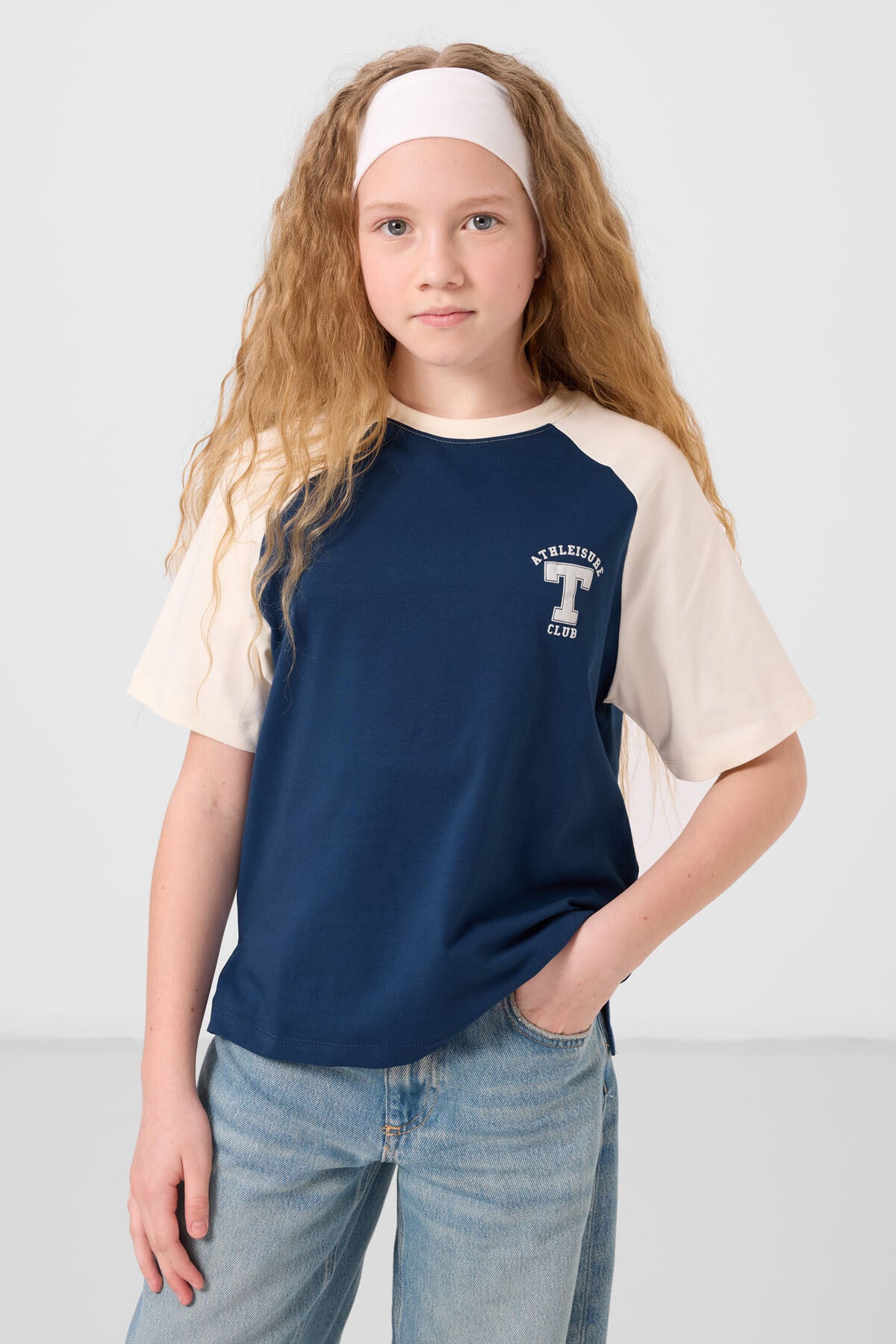 Image of Tricou Parliament cu guler rotund din bumbac, imprimat, croială supradimensionată, pentru fete - 75179
