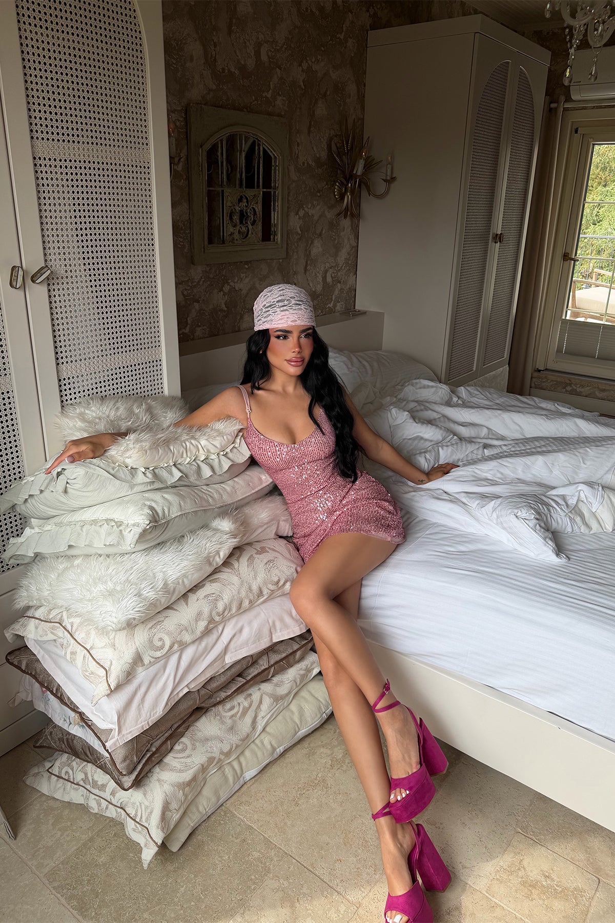 Image of Pembe Cozhy Mini Payetli Elbise ATE-3876
