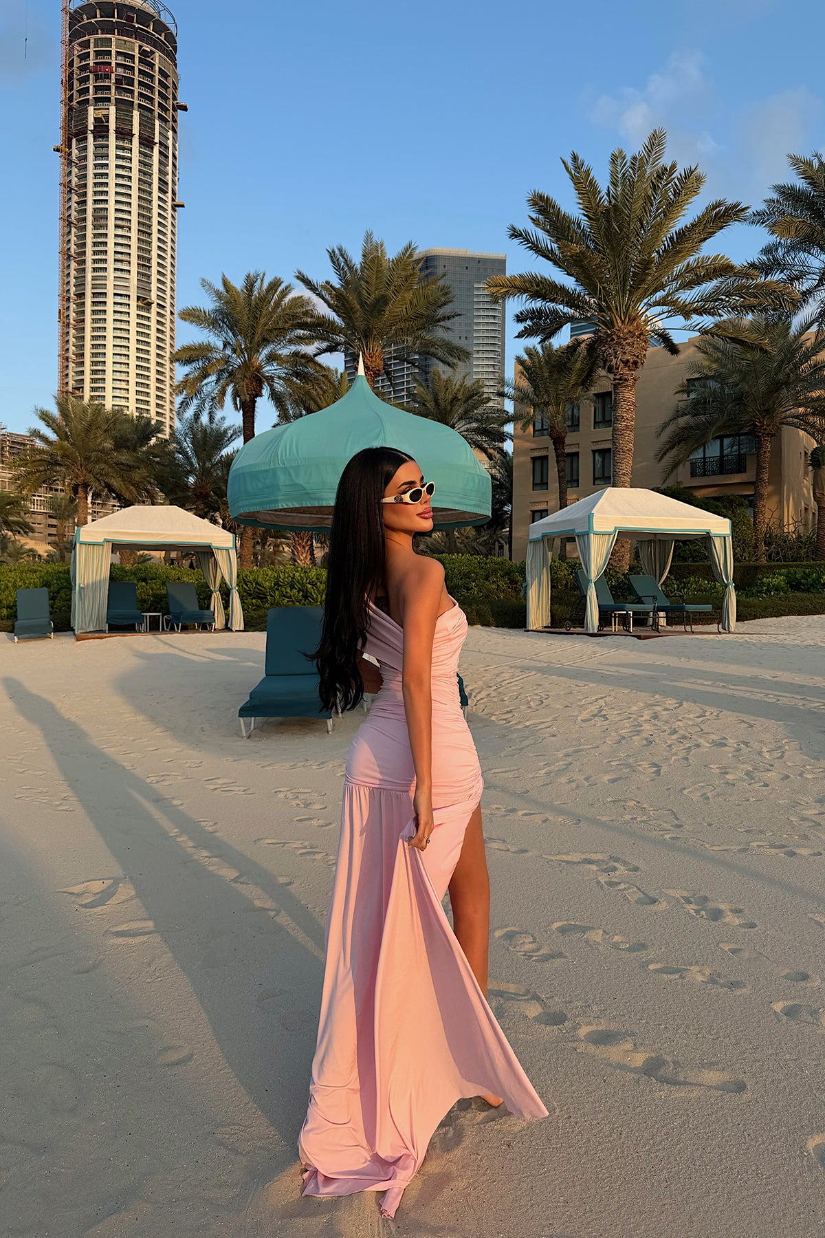 Image of Pembe Nicolette Uzun Yırtmaçlı Elbise ATE-4597