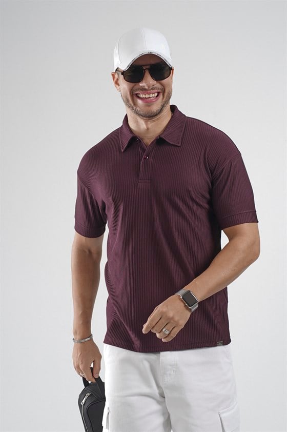 Image of Tricou bărbătesc simplu cu design în dungi și croială regulată (guler polo)