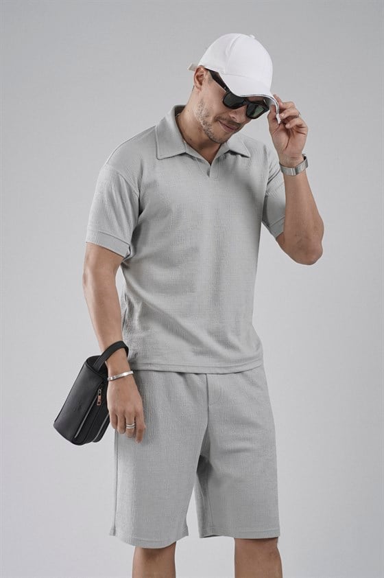 Image of Set pantaloni scurți și tricou Jacquard cu croială regulată, cu guler polo (partea de sus și partea de jos)