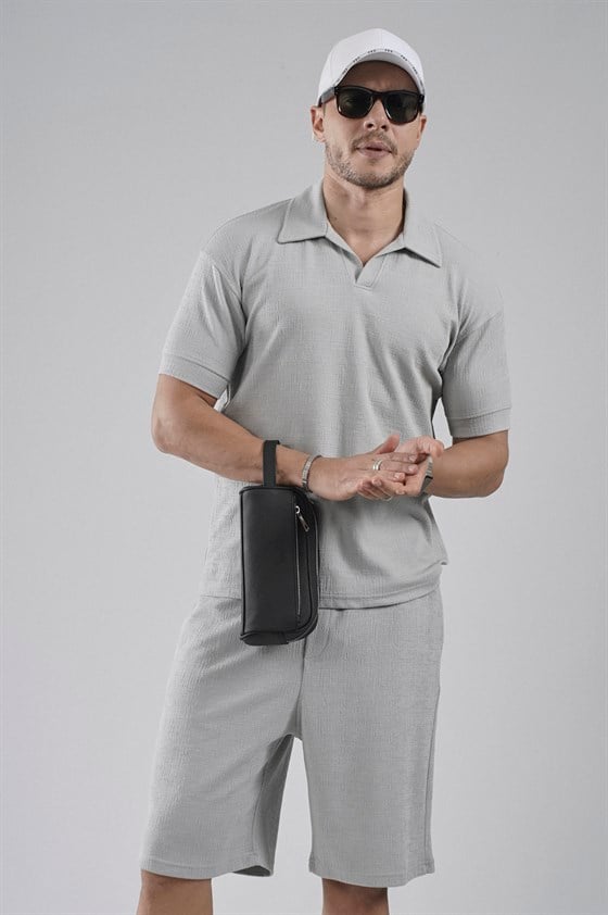 Image of Set pantaloni scurți și tricou Jacquard cu croială regulată, cu guler polo (partea de sus și partea de jos)
