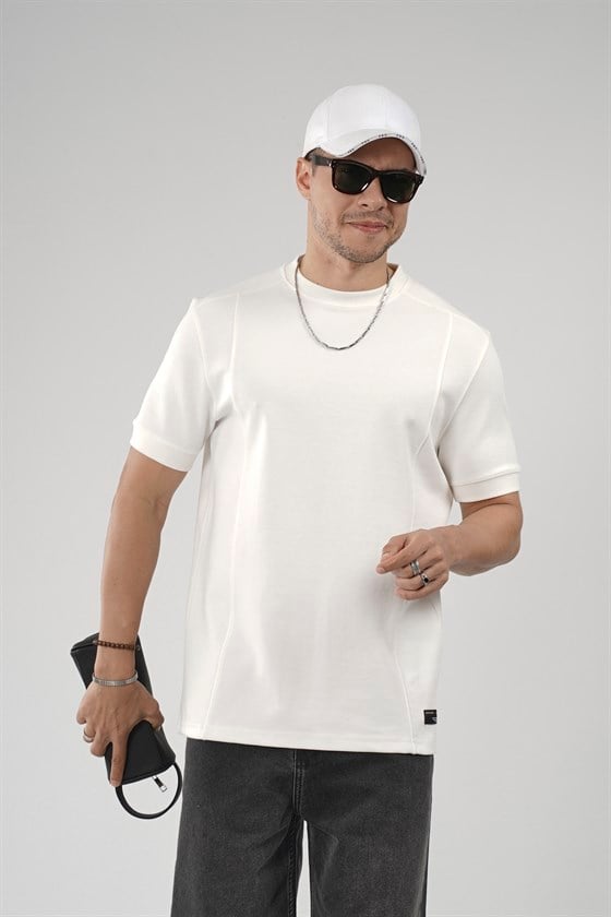 Image of Regular Kalıp Çımalı Kol Manşetli Düz Basic Tişört