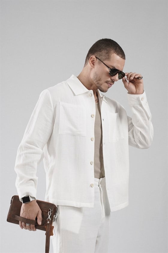 Image of Set cămașă și pantaloni bărbătești din material muselină, croială regulată