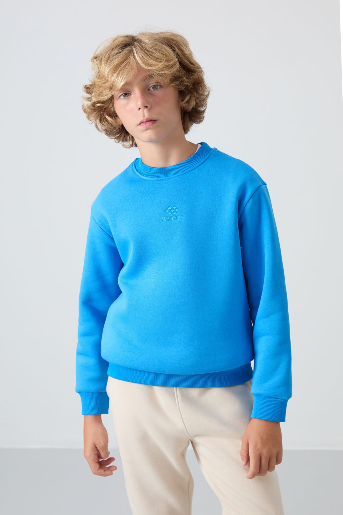 Image of Saks Pamuklu Kalın İçi Tüylü Yumuşak Dokulu Standart Fit Nakışlı Erkek Çocuk Sweatshirt - 11232