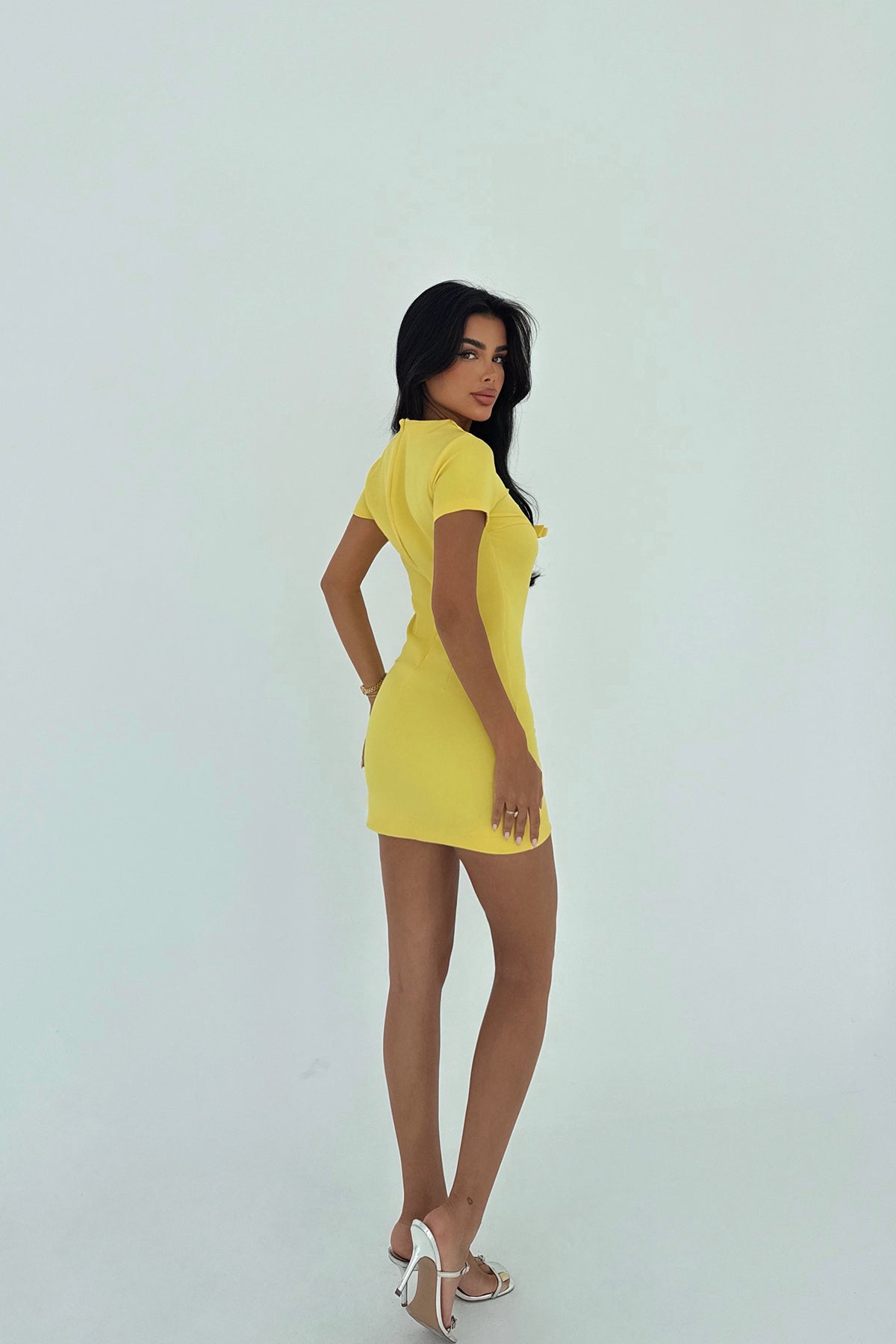 Image of Sarı Ynise Fiyonk Detaylı Mini Elbise ATE-3013