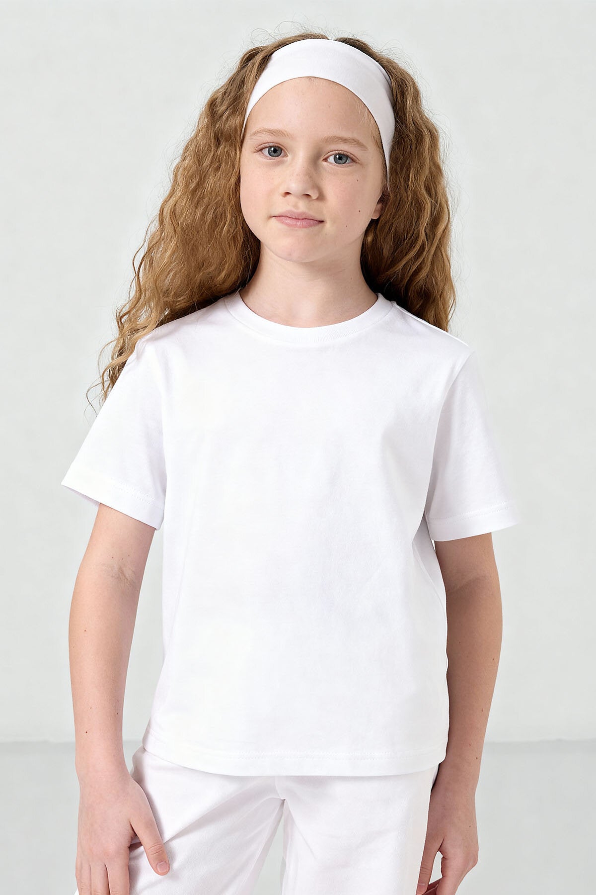 Image of Standart Fit Basic O Yaka 2'li Paket Siyah-Beyaz Unisex Çocuk T-Shirt - 11328