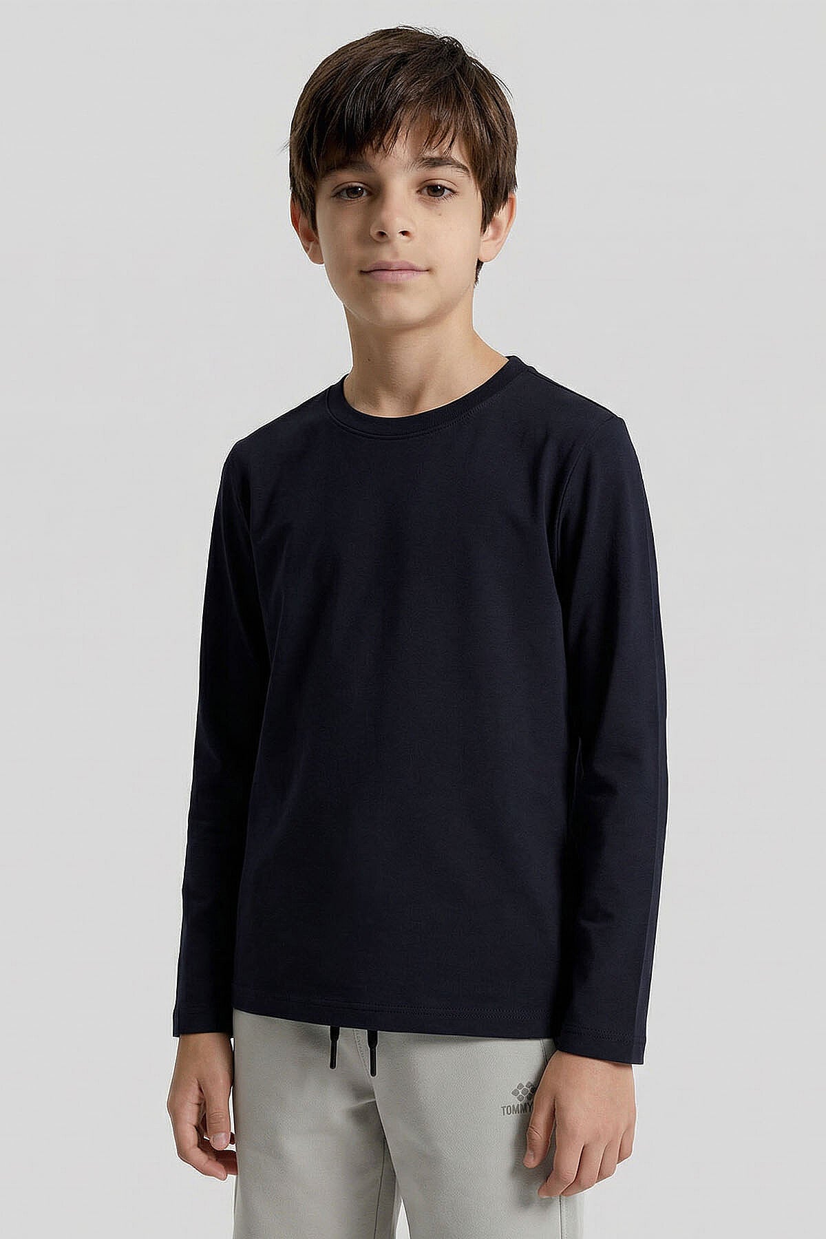 Image of Standart Fit Basic O Yaka 3'lü Paket Siyah-Beyaz-Lacivert Unisex Çocuk T-Shirt - 11329