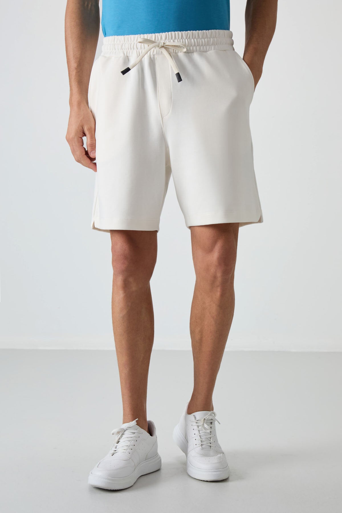 Image of Comfort Fit Basic 3'lü Paket Siyah-Lacivert-Ekru Erkek Şort - 81274