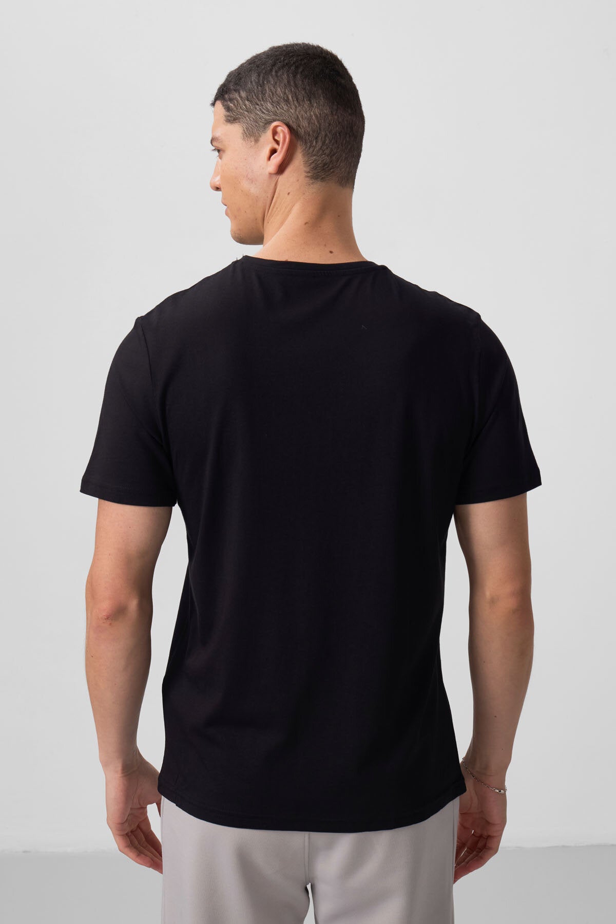 Image of Standart Fit Basic O Yaka  3'lü Paket Siyah Erkek T-Shirt  87911