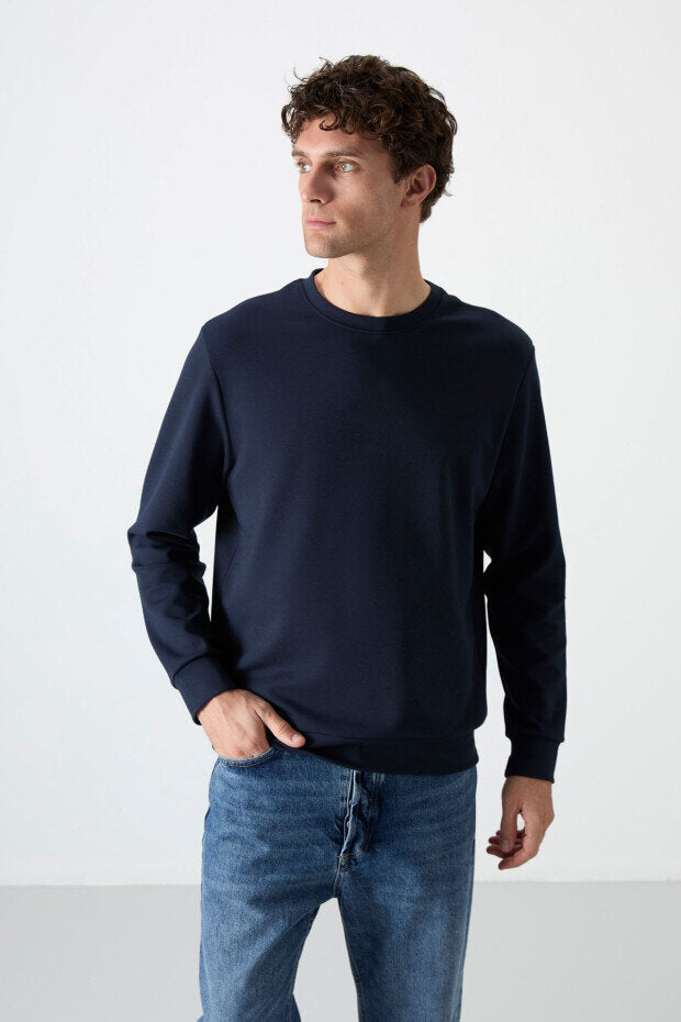 Image of Rahat Form Basic O Yaka  3'lü Paket Siyah-Lacivert-Çağla Erkek  Sweatshirt  88053