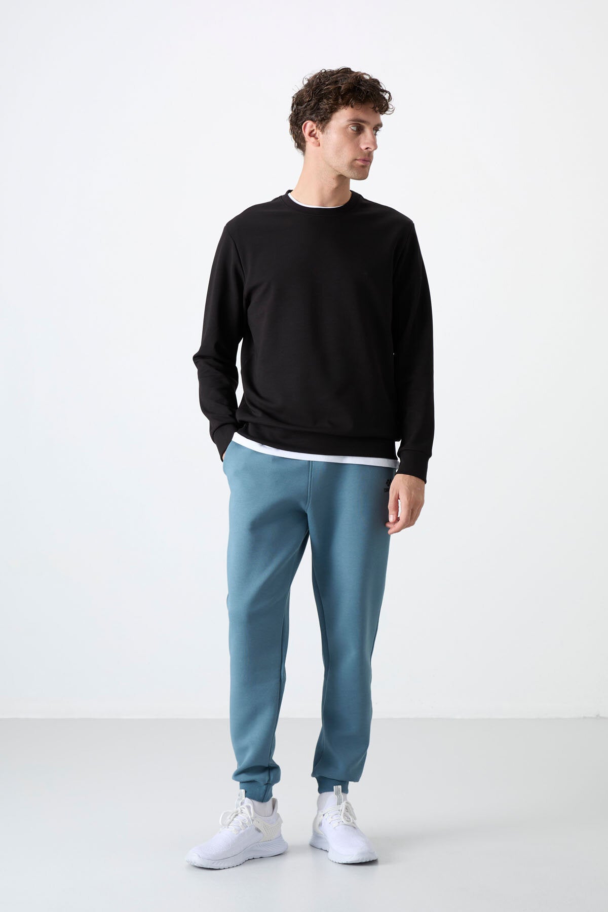 Image of Rahat Form Basic O Yaka 2'li Paket Siyah Erkek Sweatshirt - 88053