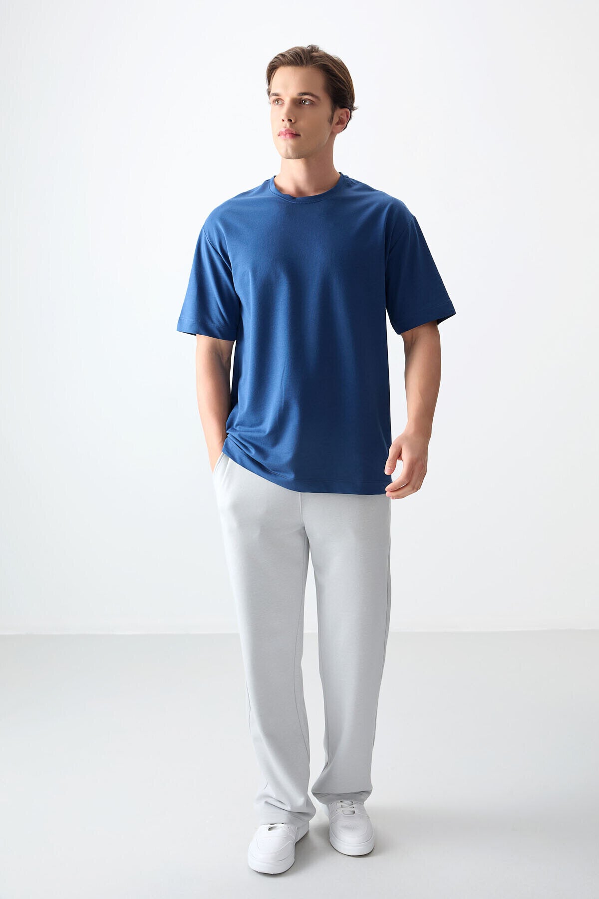 Image of Basic Oversize O Yaka 3'lü Paket Lacivert-Açık Mavi-Parlament Erkek T-Shirt - 88377