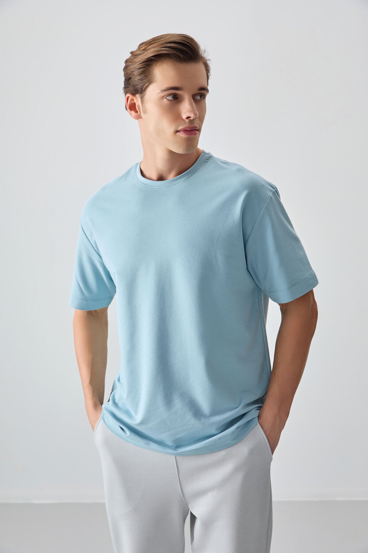 Image of Basic Oversize O Yaka 3'lü Paket Lacivert-Açık Mavi-Parlament Erkek T-Shirt - 88377