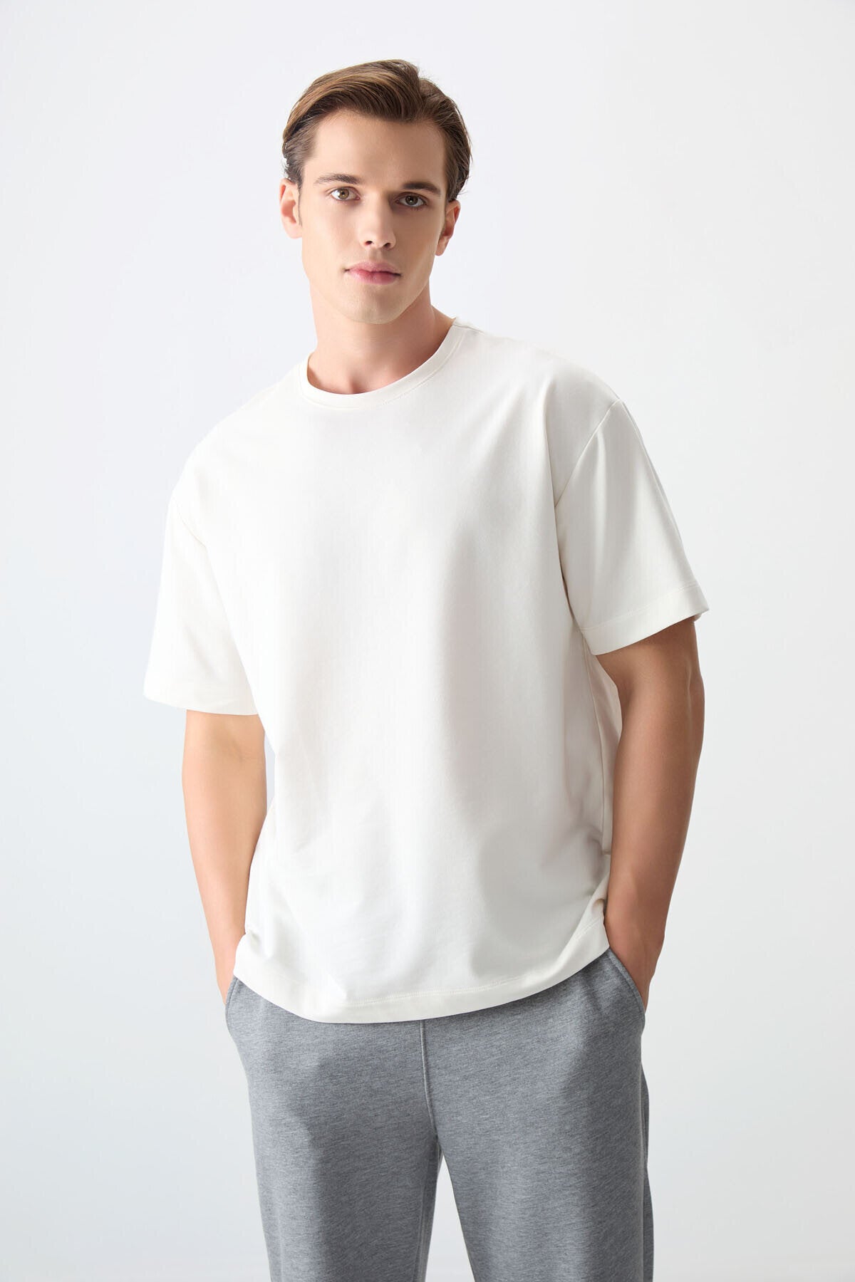 Image of Basic Oversize O Yaka 2'li Paket Siyah-Ekru Erkek T-Shirt - 88377