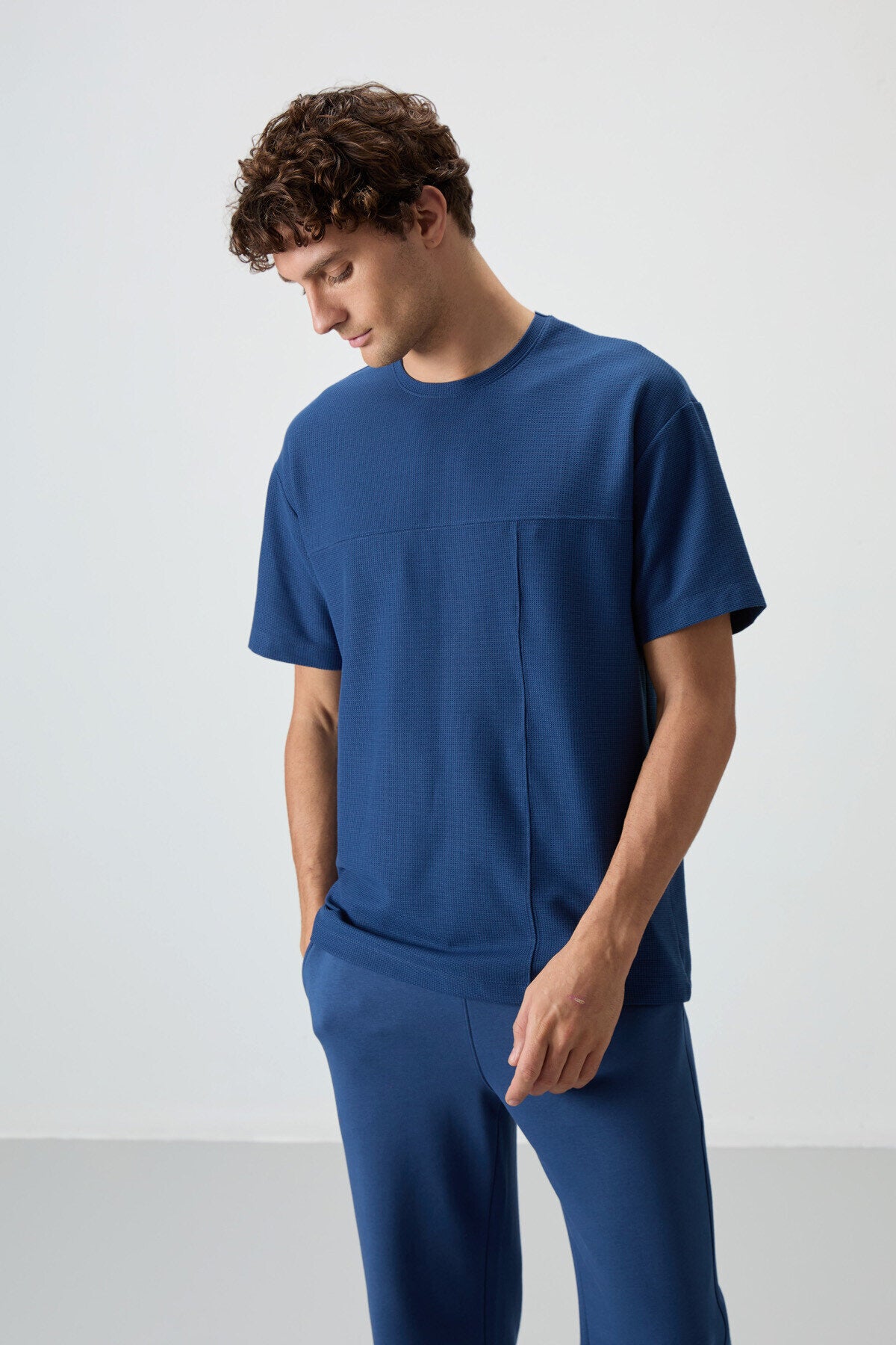 Image of Oversize Fit Basic 3'lü Paket Siyah-Kırmızı-Parlament Erkek T-Shirt - 88380