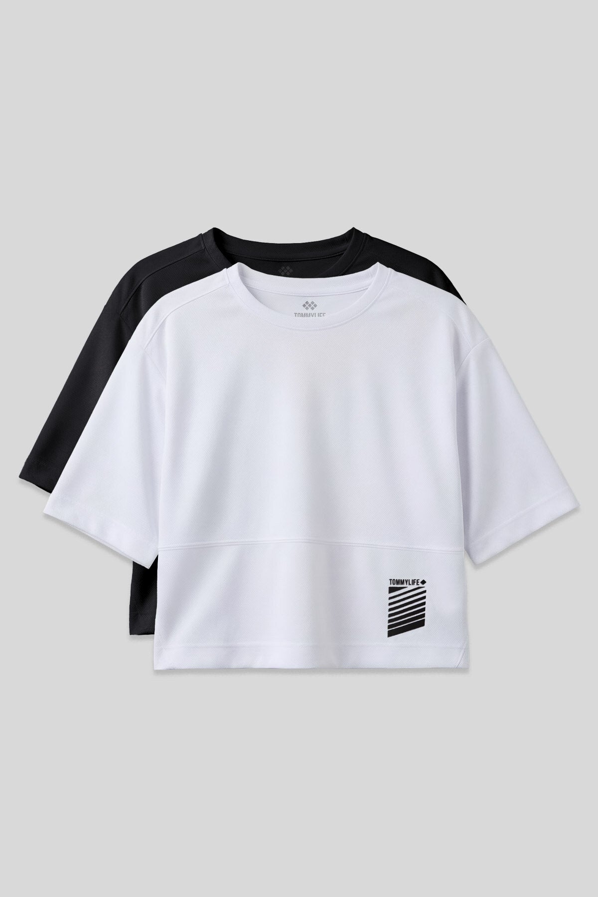 Image of Oversize Fit O Yaka 2'li Paket Siyah-Beyaz Kadın T-Shirt - 97284