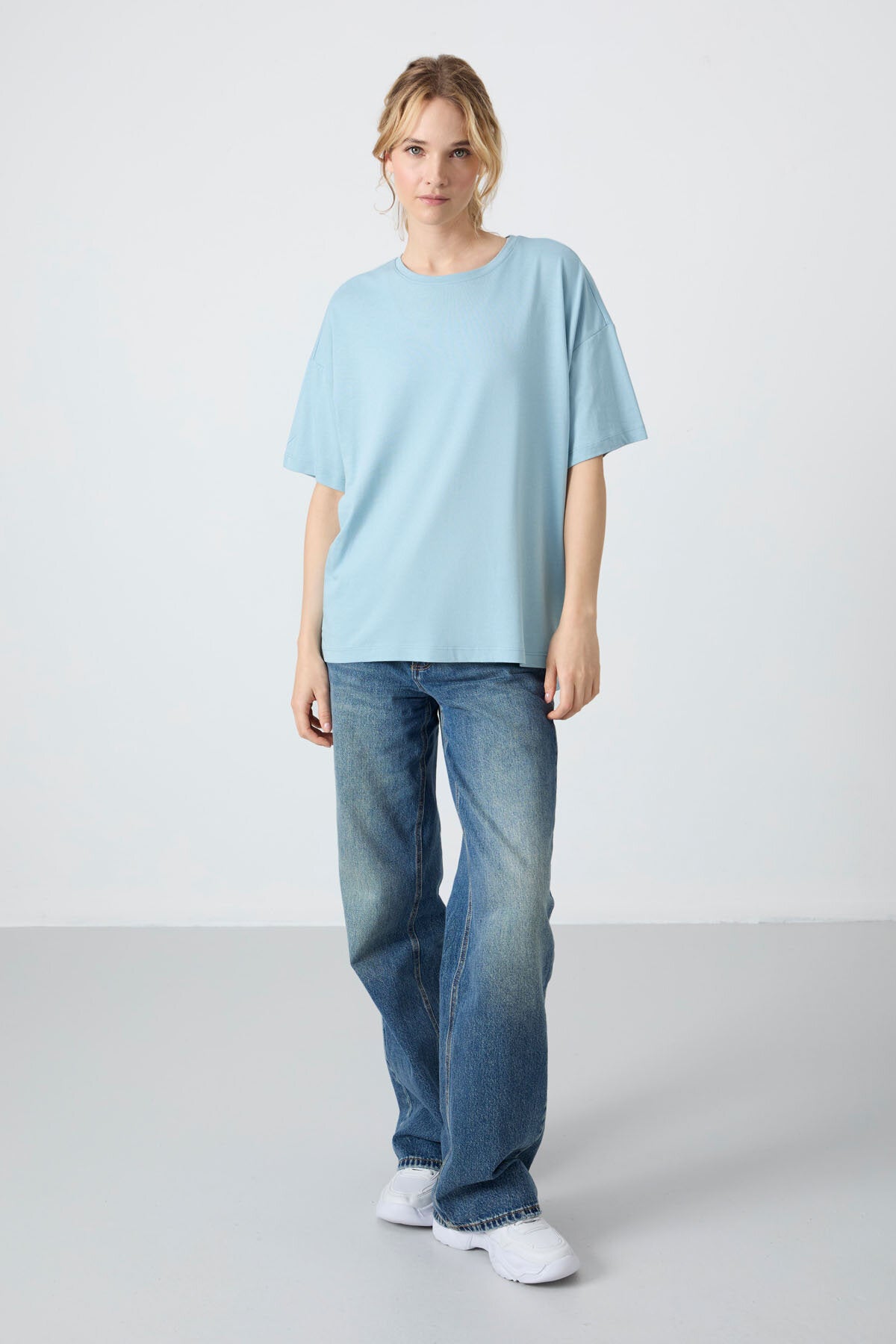 Image of Oversize Fit Basic Crew Neck 3-Pack Black-White-Light Blue Women's T-Shirt 97285