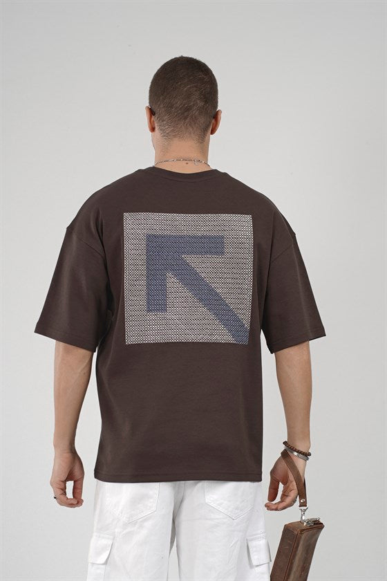 Image of Tricou bărbătesc supradimensionat cu imprimeu tip plasă pe spate