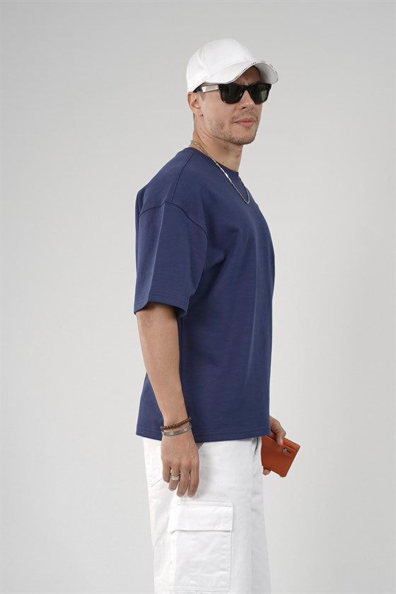 Image of Tricou bărbătesc supradimensionat cu imprimeu tip plasă pe spate