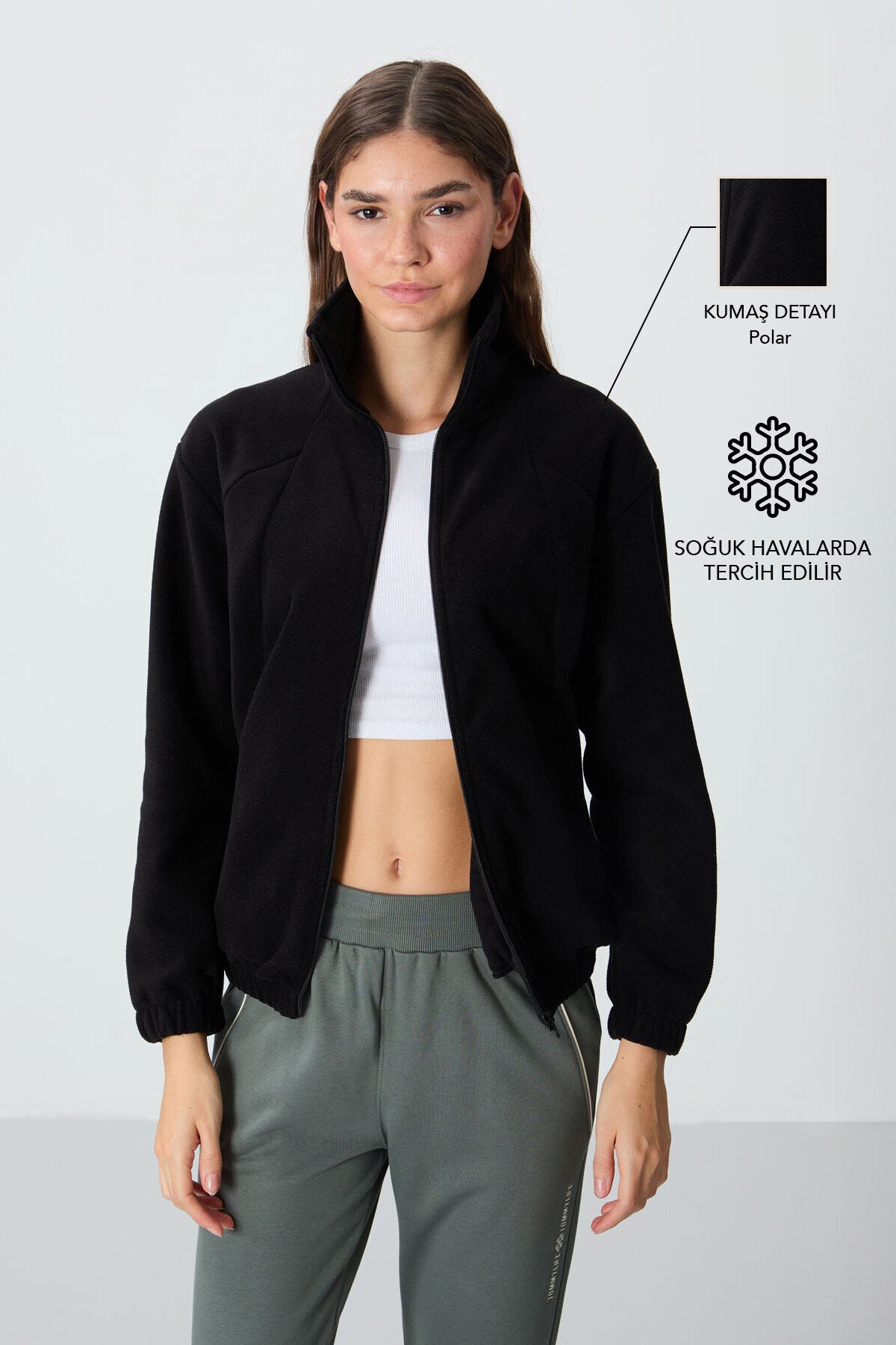 Image of Siyah Kalın Yumuşak Dokulu Dik Yaka Oversize Nakışlı Polar Kadın Sweatshirt - 97293