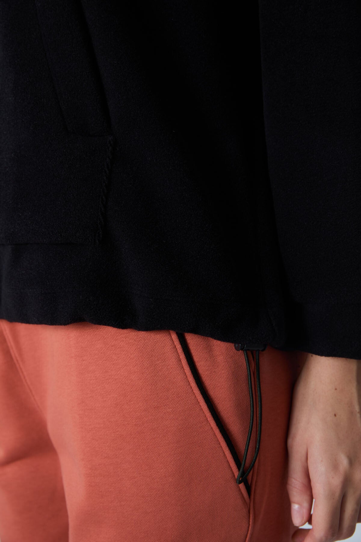 Image of Siyah Kalın Yumuşak Dokulu Kapüşonlu Oversize Nakışlı Polar Kadın Sweatshirt - 97292