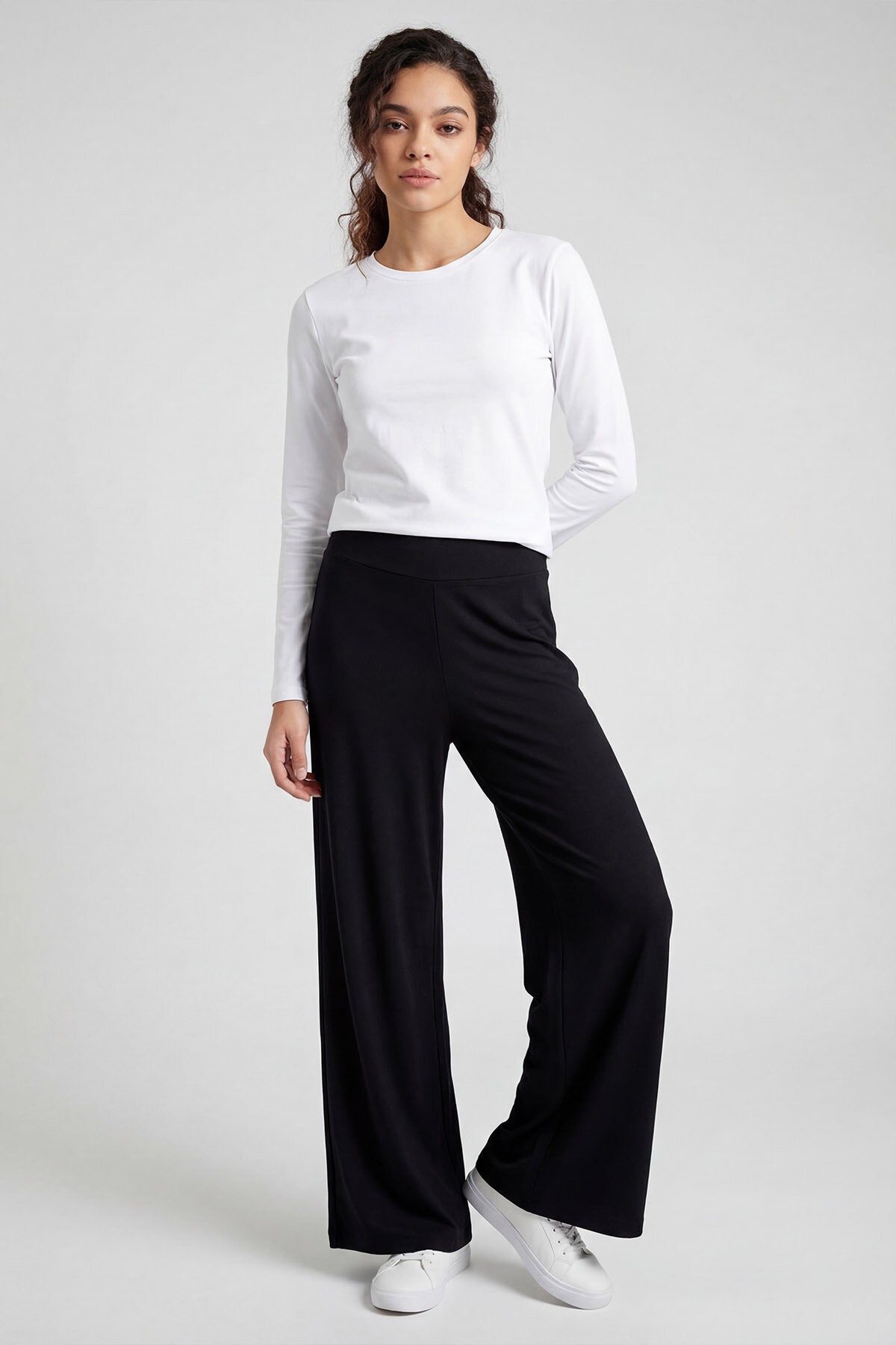 Image of Siyah Comfort Fit Geniş Paça Korsajlı Palazzo Kadın Pantolon - 94681
