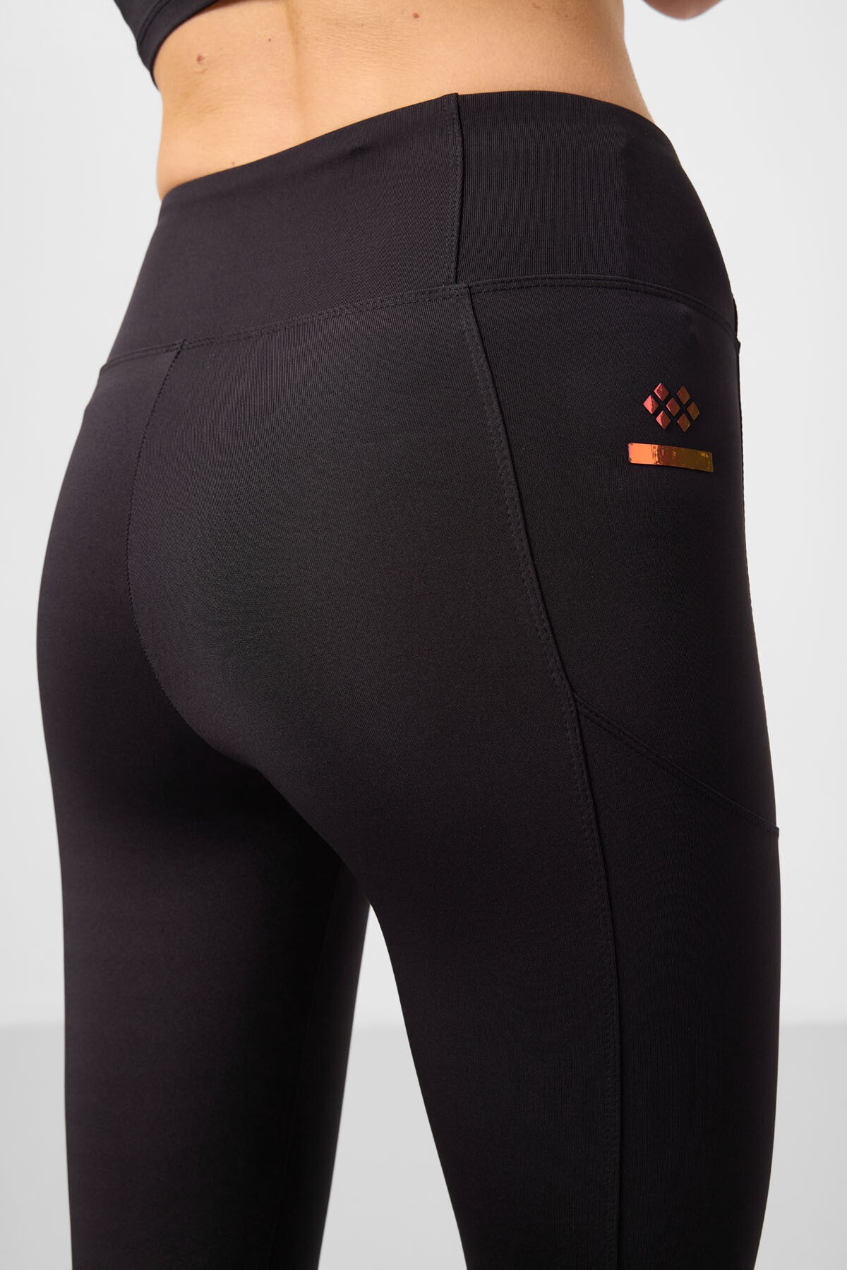 Image of Siyah Esnek Standart Fit Performans Kadın Tayt - 94667