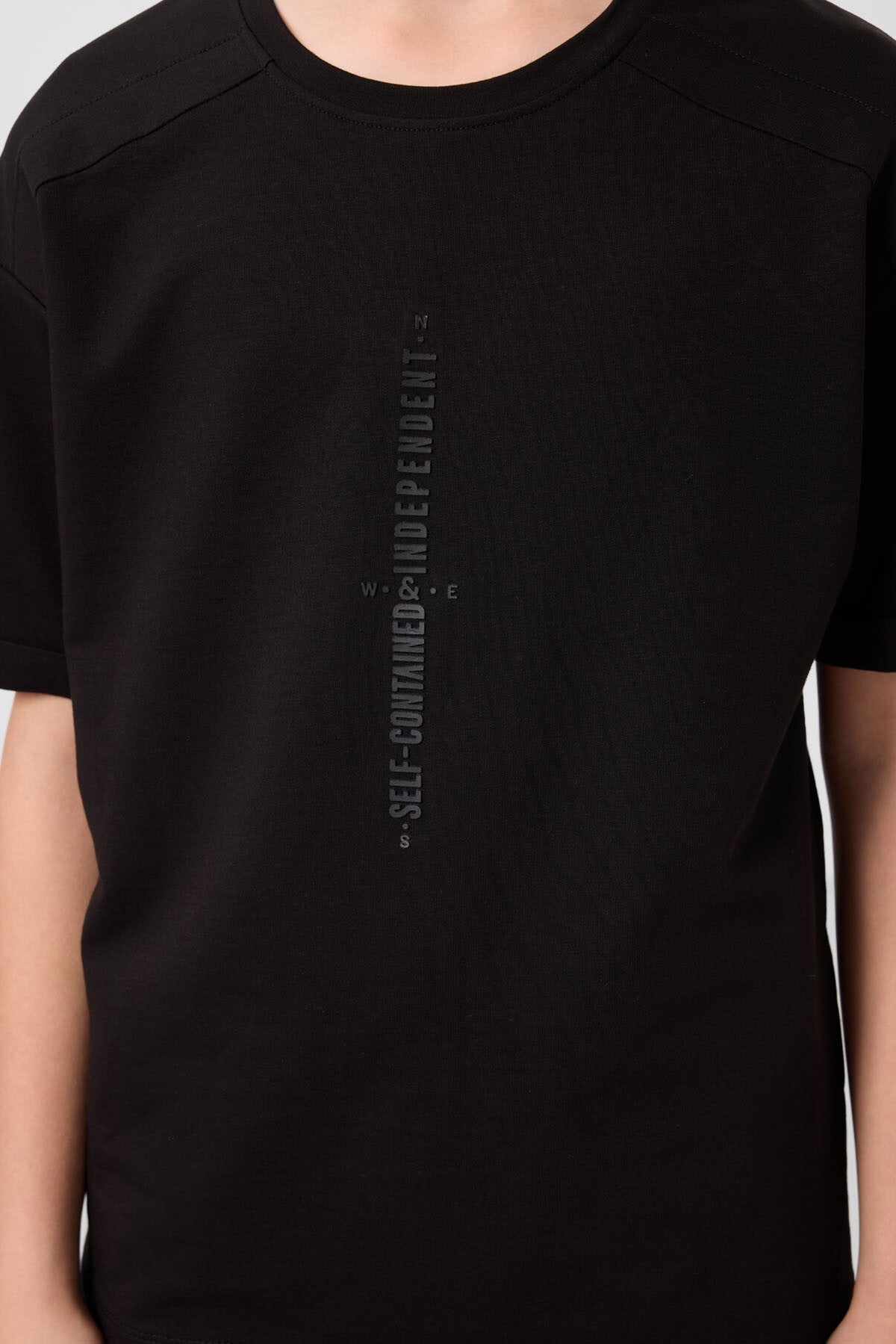 Image of Siyah Pamuklu Yumuşak Dokulu Oversize Baskılı Erkek Çocuk T-Shirt - 11301