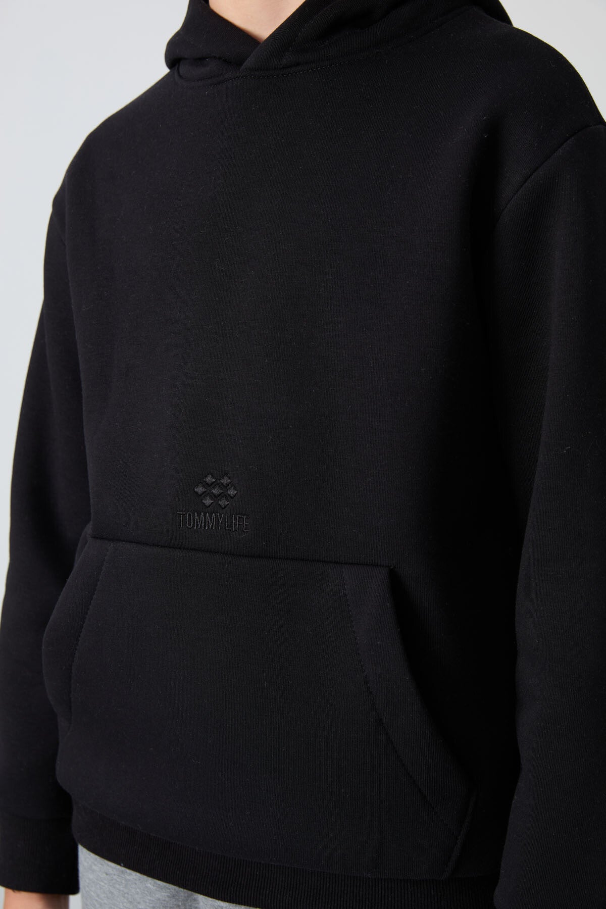 Image of Siyah Pamuklu Kalın İçi Tüylü Yumuşak Dokulu Standart Fit Baskılı Erkek Çocuk Sweatshirt - 11215