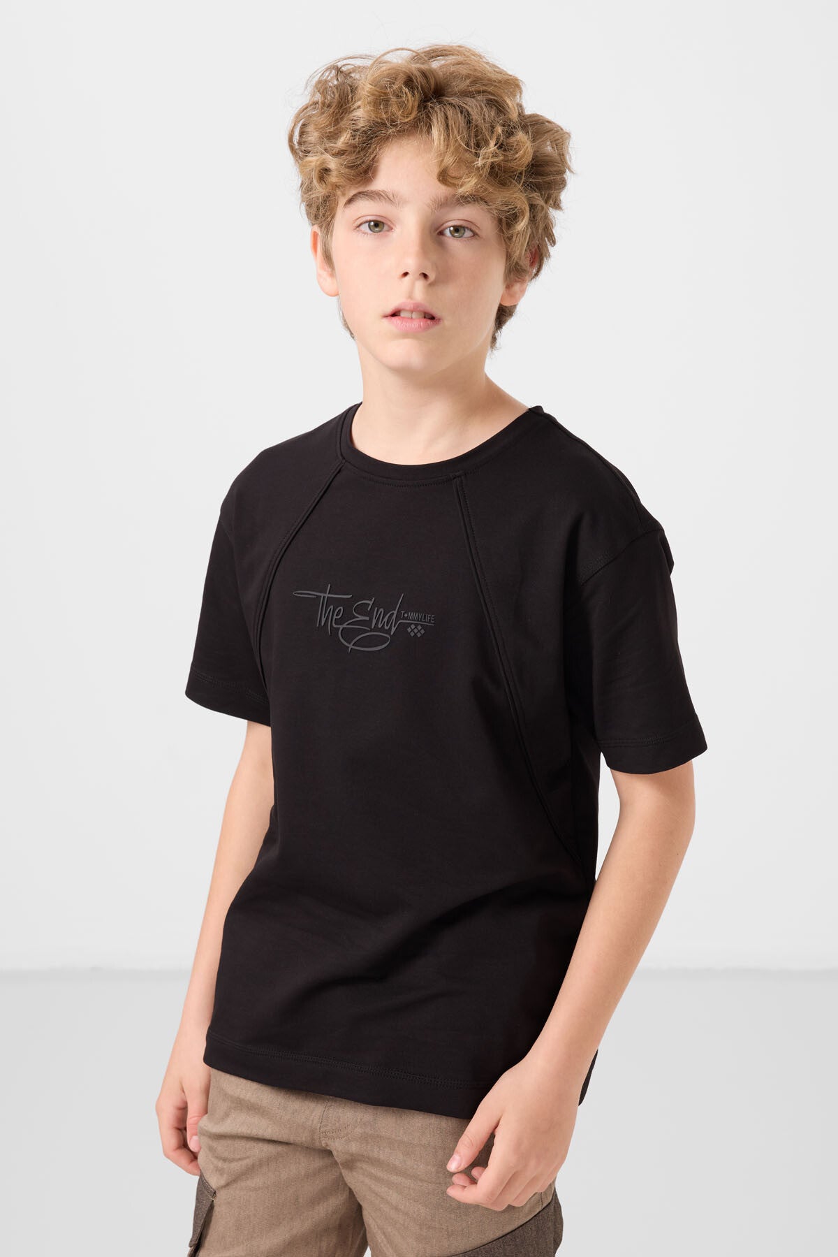 Image of Siyah Pamuklu Yumuşak Dokulu Oversize Baskılı Erkek Çocuk T-Shirt - 11285