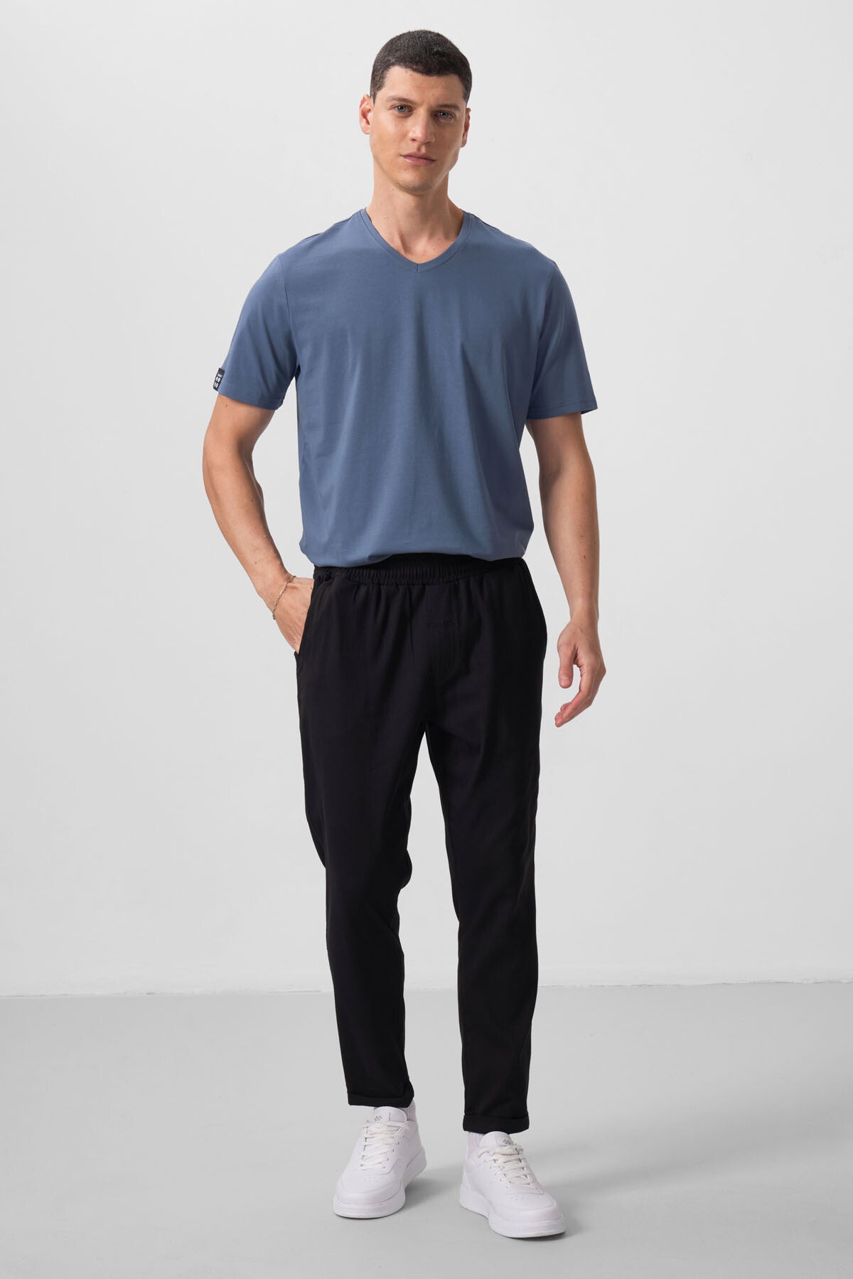 Image of Siyah Standart Fit Dokuma Hafif Esnek Chino Erkek Pantolon - 82175