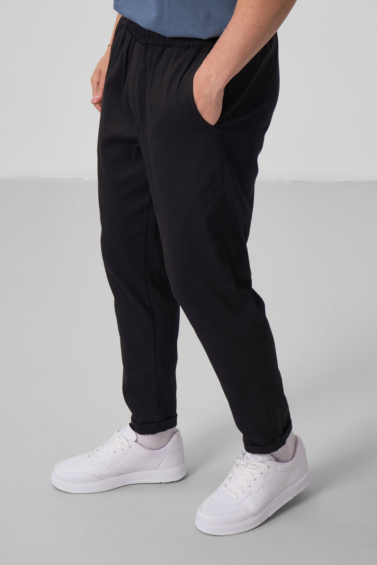 Image of Siyah Standart Fit Dokuma Hafif Esnek Chino Erkek Pantolon - 82175