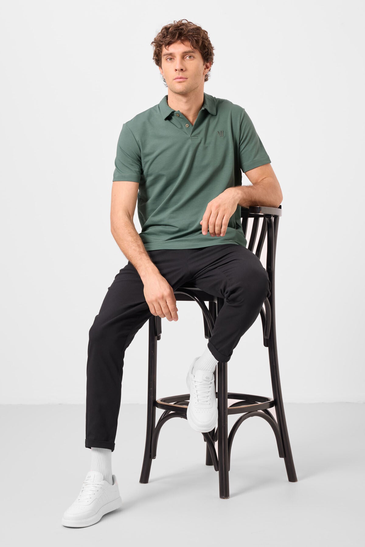 Image of Pantaloni chino elastici ușori, negri, croială standard, țesături, pentru bărbați - 82178