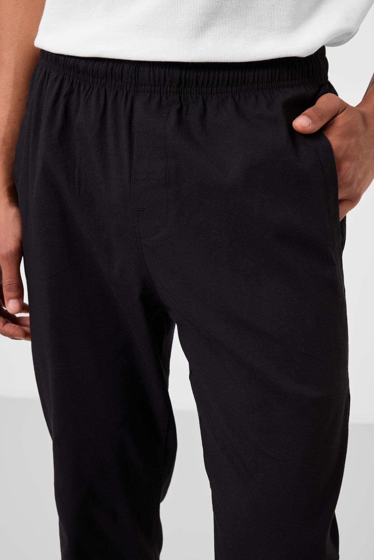 Image of Siyah Standart Fit Dokuma Hafif Esnek Chino Erkek Pantolon - 82179