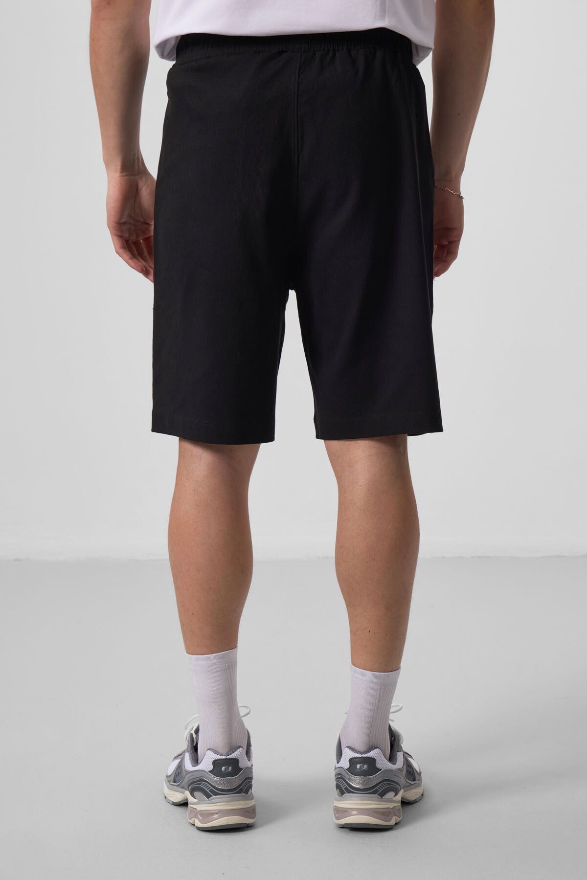 Image of Siyah Standart Fit Dokuma Hafif Esnek Chino Erkek Şort - 81290