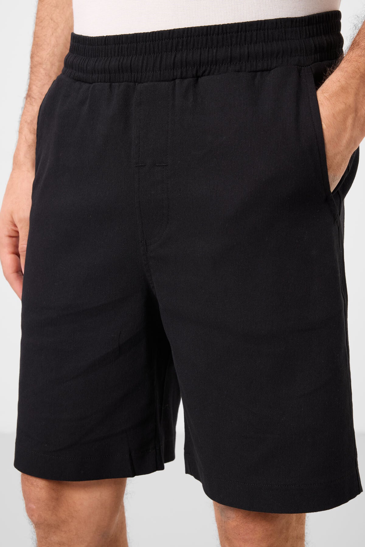 Image of Siyah Standart Fit Dokuma Hafif Esnek Chino Erkek Şort - 81289