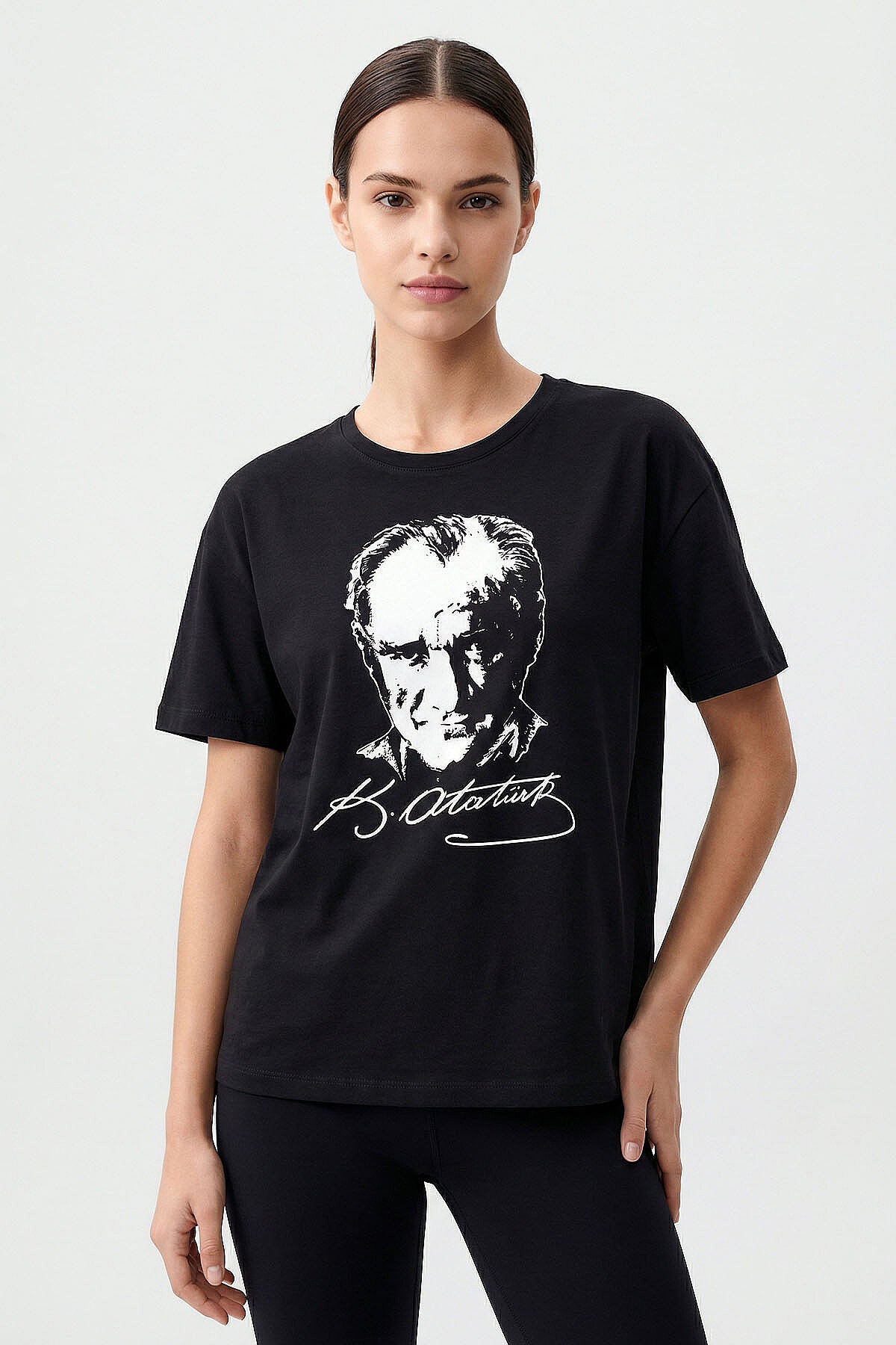 Image of Siyah Ay Yıldız Baskılı Unisex T-Shirt - 88510