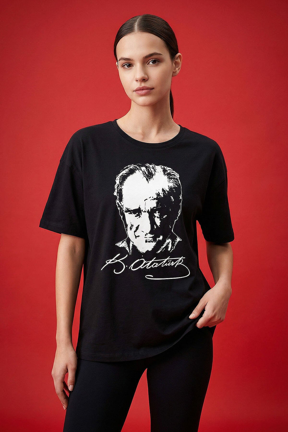Image of Black Unisex T-Shirt with Crescent Moon and Star Print - 88510