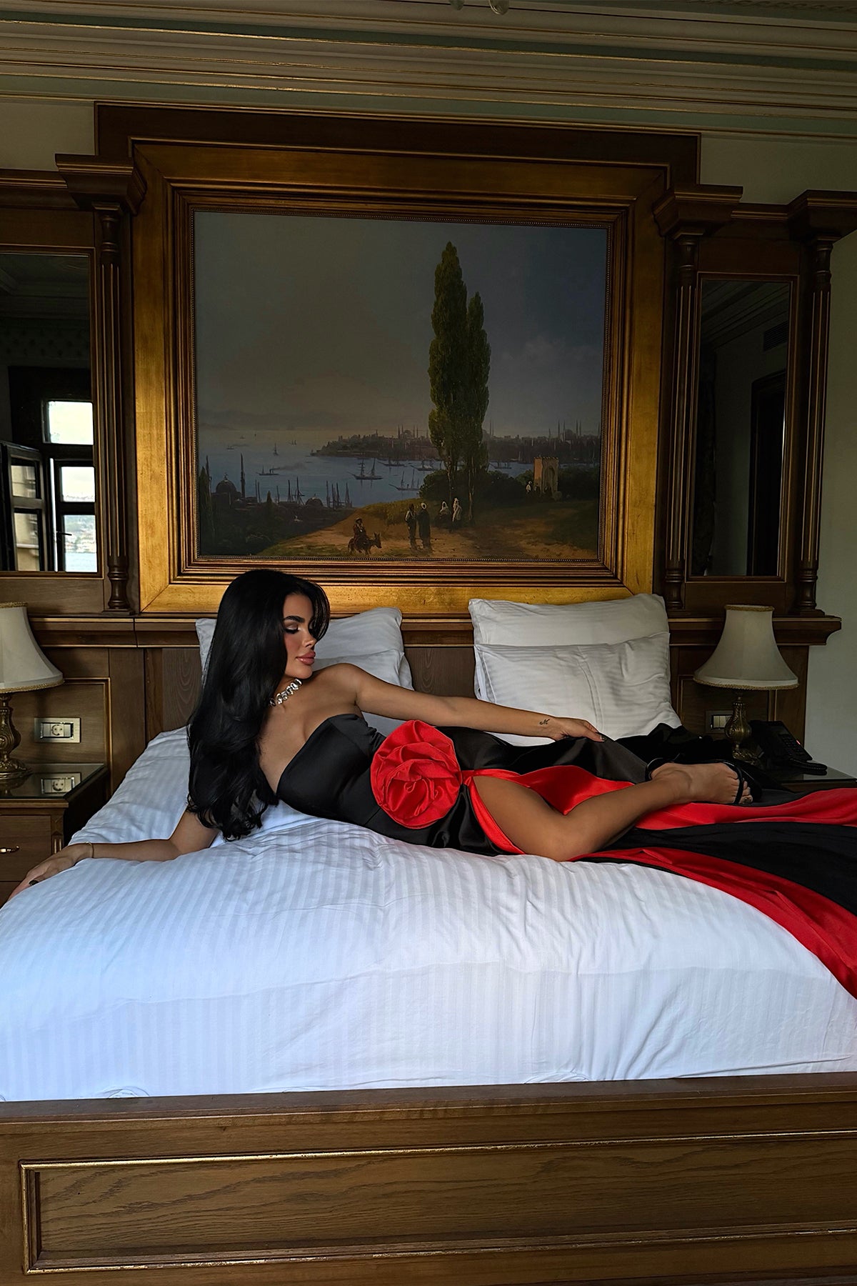 Image of Roseline Gül Detaylı Yırtmaçlı Abiye ATE-3719