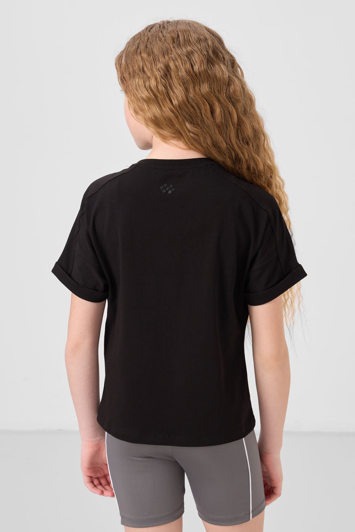 Image of Siyah Pamuklu O Yaka Oversize Fit Basic Kız Çocuk T-Shirt - 75182