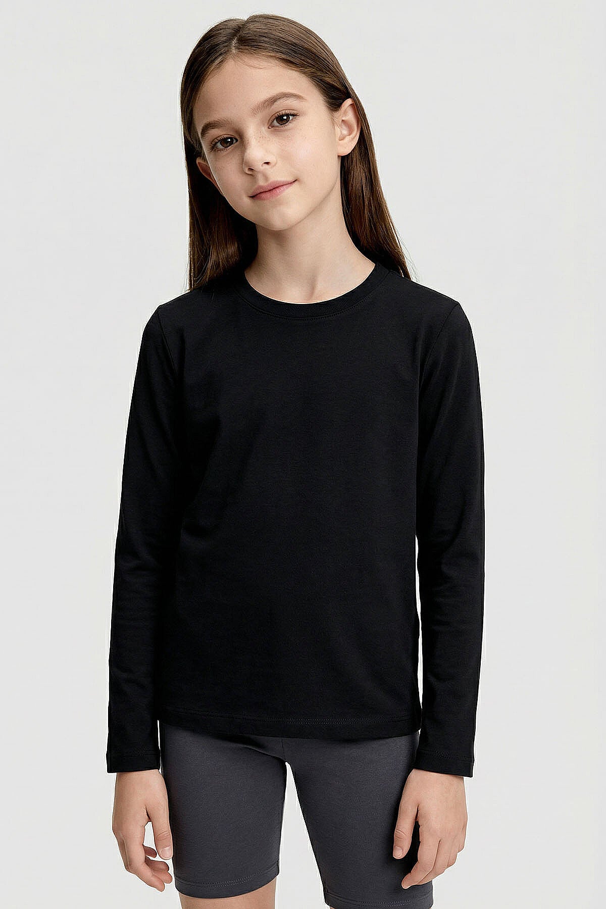 Image of Siyah O Yaka Standart Fit Basic Uzun Kollu Unisex Çocuk T-Shirt - 11329