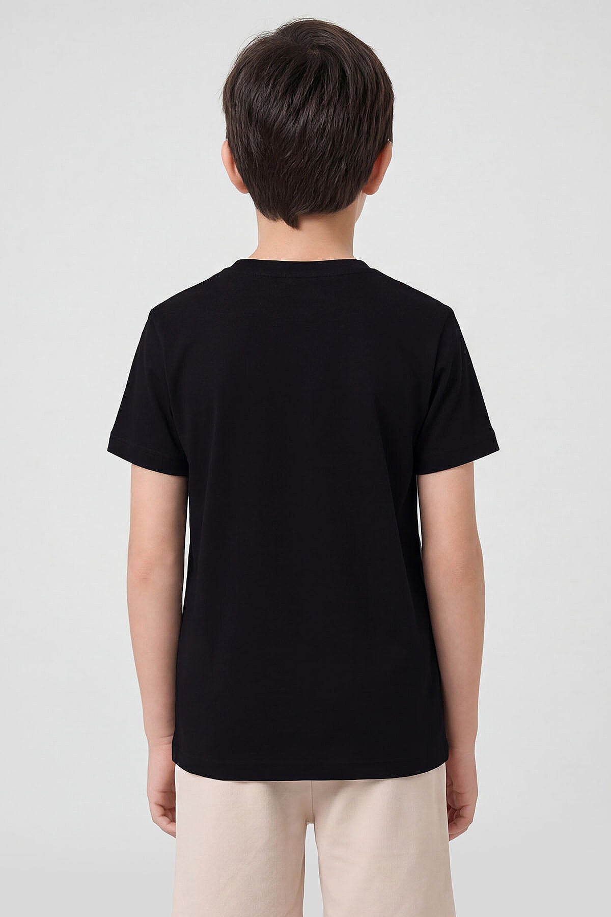 Image of Siyah O Yaka Standart Fit Basic Unisex Çocuk T-Shirt - 11328