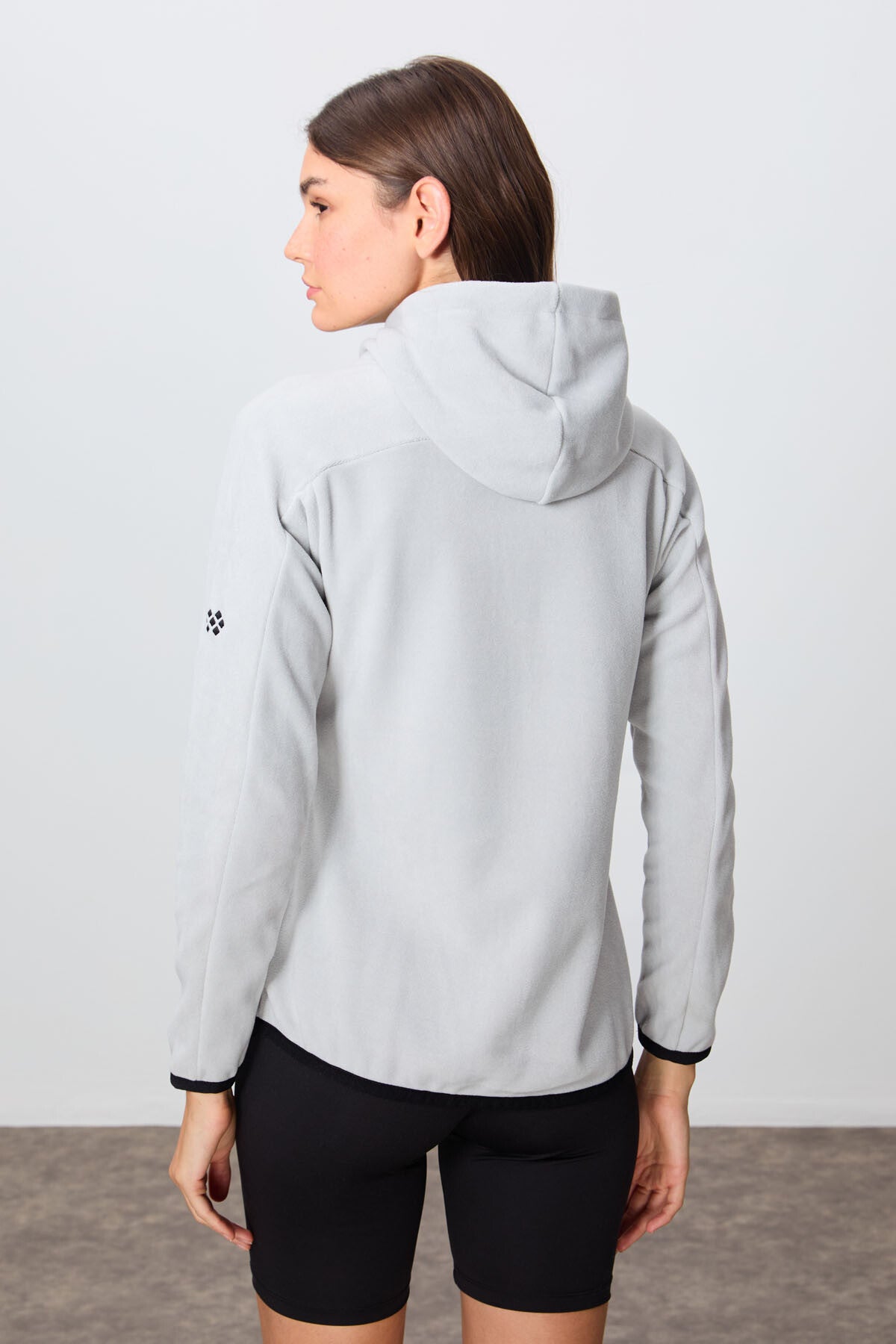 Image of Taş Kalın Yumuşak Dokulu Kapüşonlu Standart Fit Nakışlı Polar Kadın Sweatshirt -97287