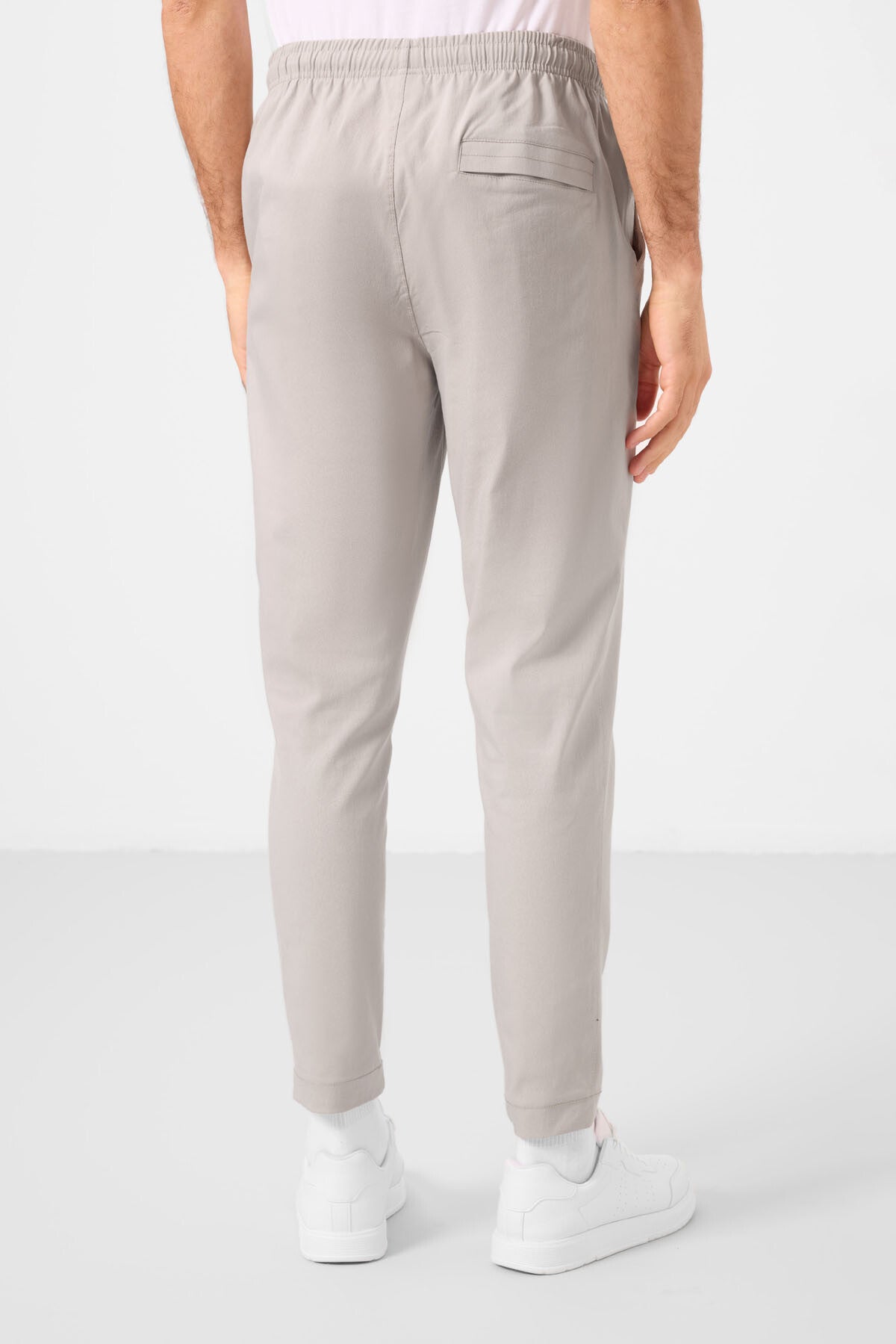 Image of Pantaloni chino elastici ușori, țesuti, cu croială standard, Stone, pentru bărbați - 82180