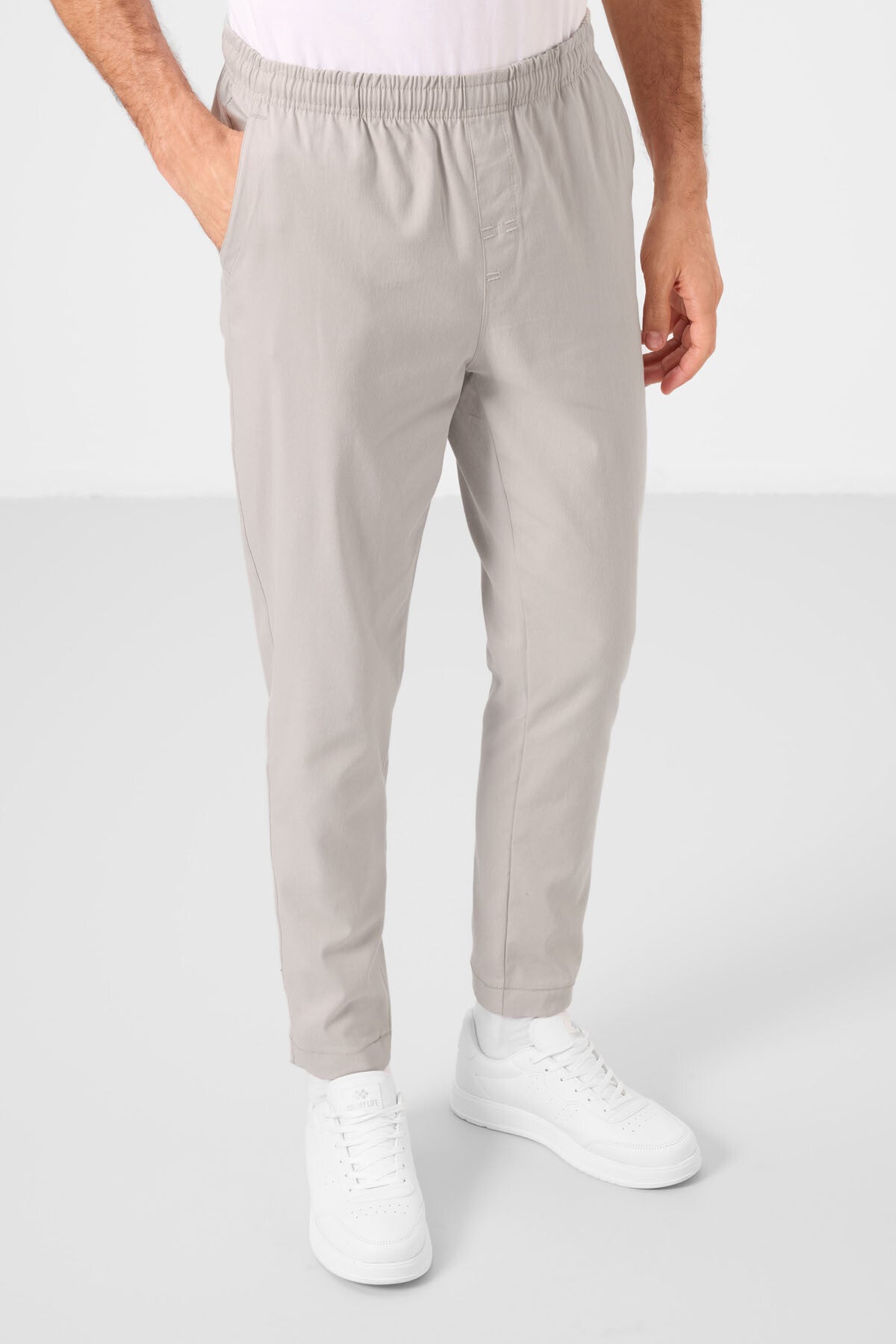 Image of Pantaloni chino elastici ușori, țesuti, cu croială standard, Stone, pentru bărbați - 82180