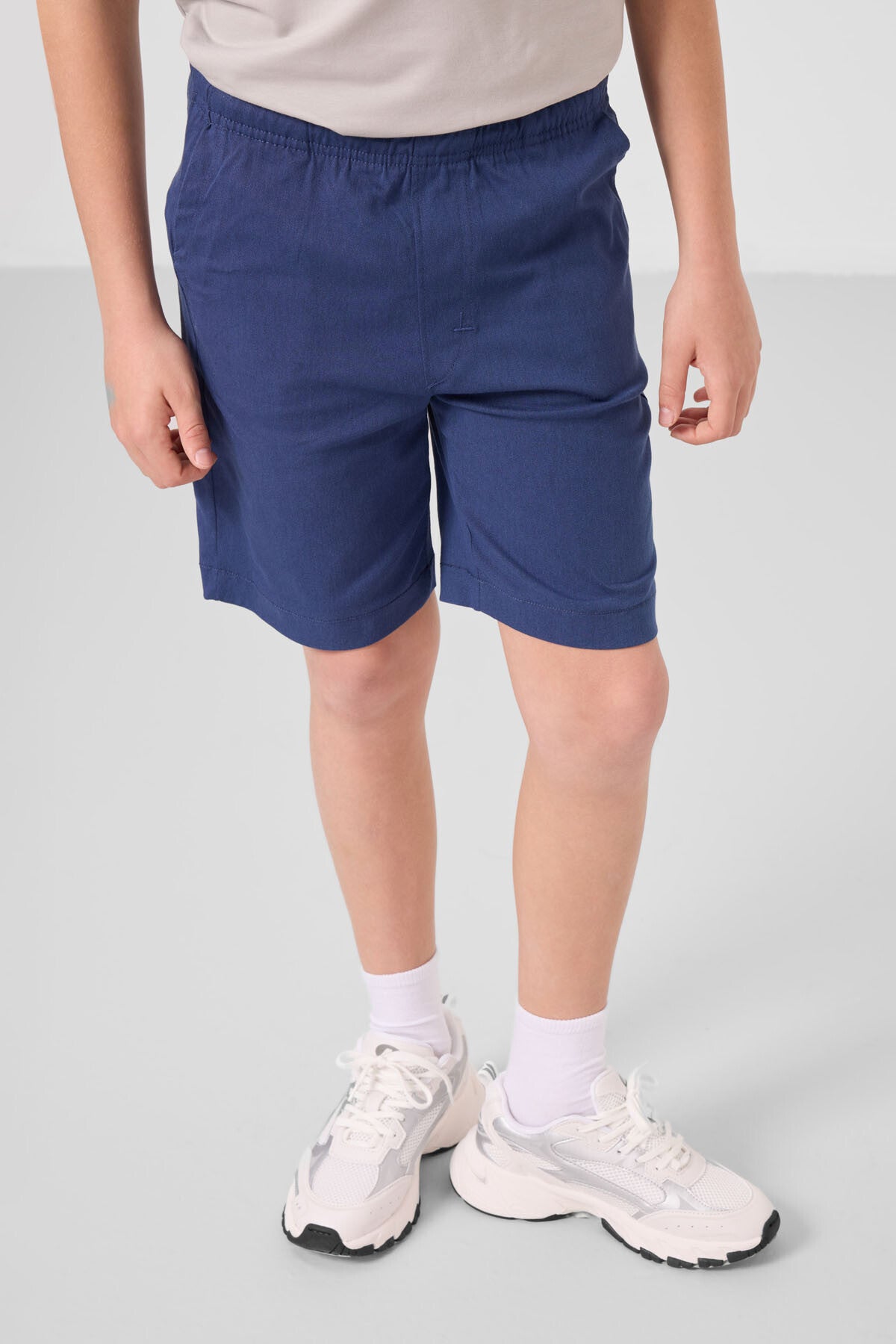 Image of Taş-Parlament Pamuklu Oversize Fit Dokuma Hafif Esnek Chino Erkek Çocuk Şort Takım - 11278