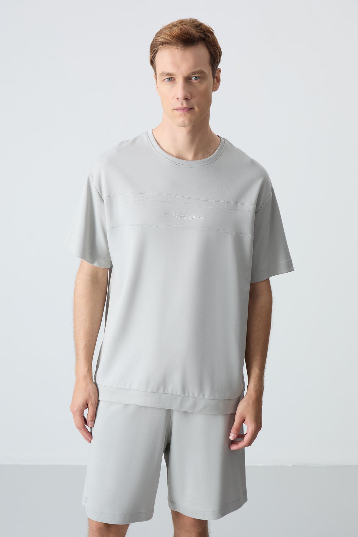 Image of Taş Pamuklu Kalın Yumuşak Dokulu Oversize Fit Basic Erkek Şort Takım - 85257