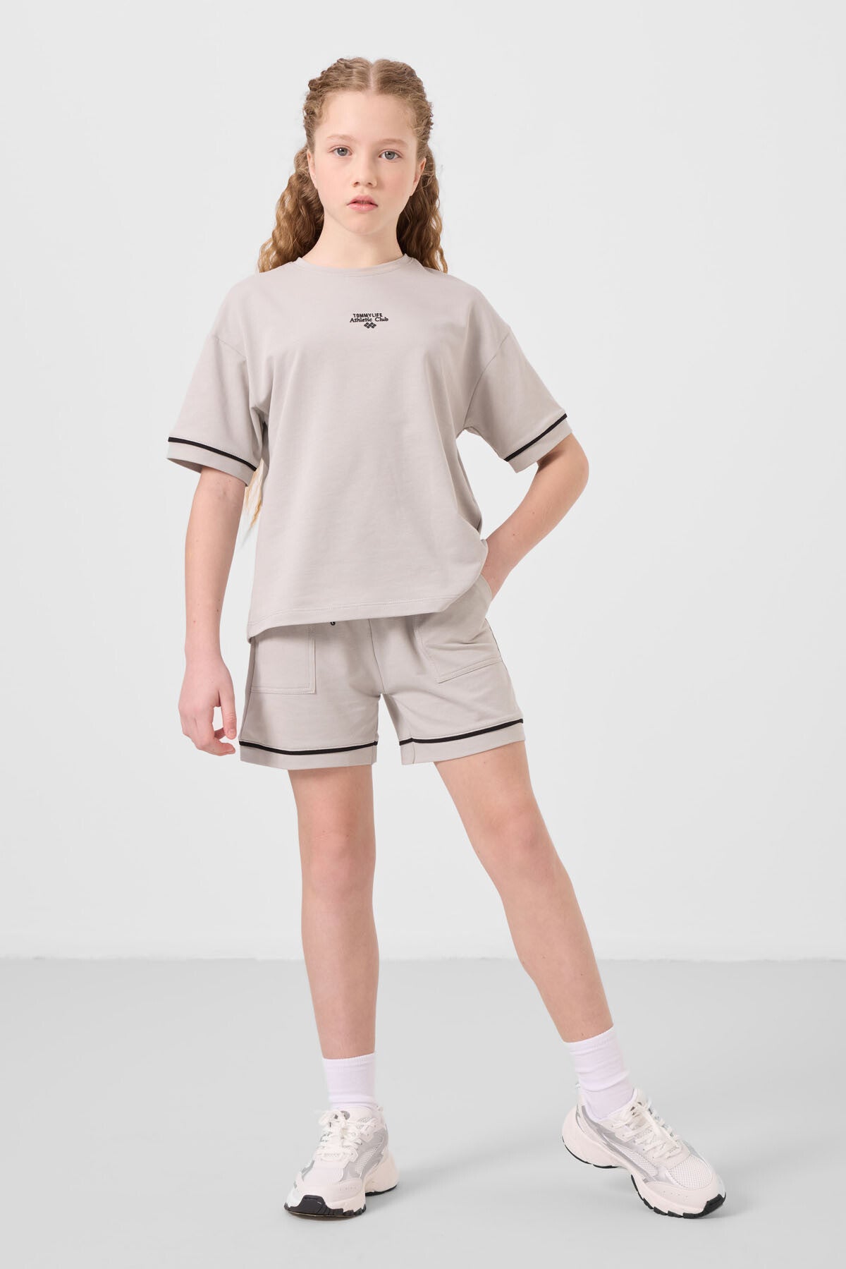 Image of Taş Pamuklu Yumuşak Dokulu Standart Fit Basic Kız Çocuk Şort Takım - 75183